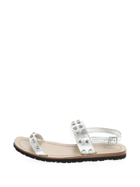 Moschino sandales à cœurs cloutés en cuir
