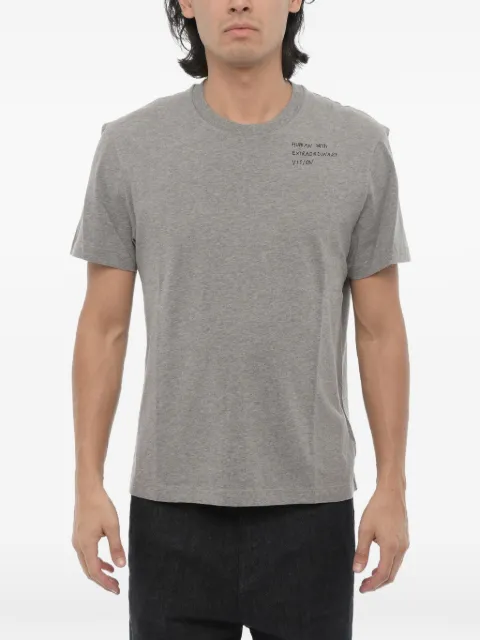 Neil Barrett playera slim con eslogan estampado