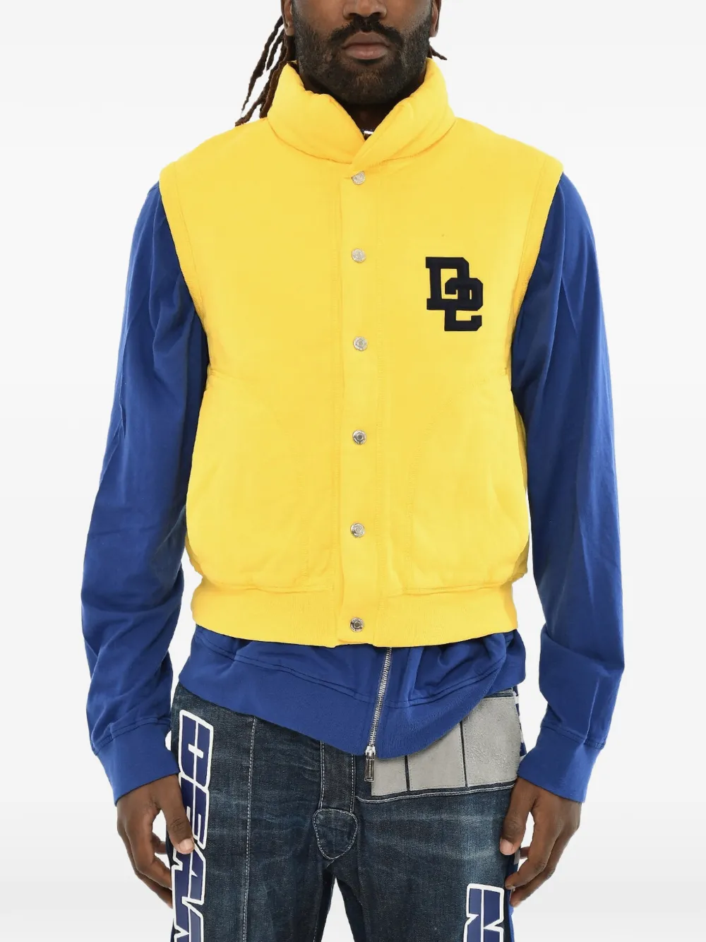 DSQUARED2 monogram-embroidered sleeveless gilet - Gelb