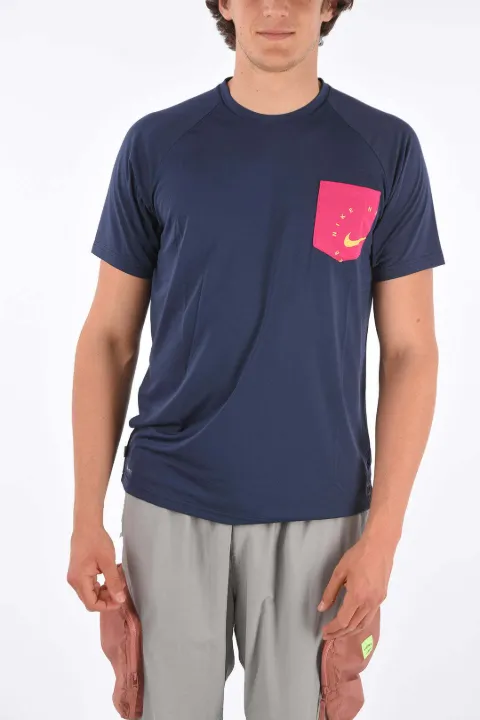 Nike logo-print chest-pocket T-shirt