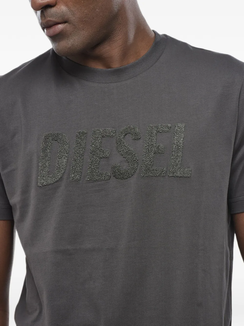 Diesel embossed-logo T-shirt Grijs