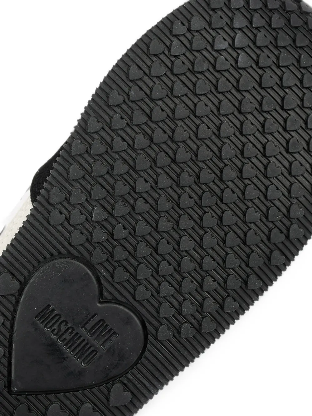 Moschino Love suede-panelled sneakers Wit