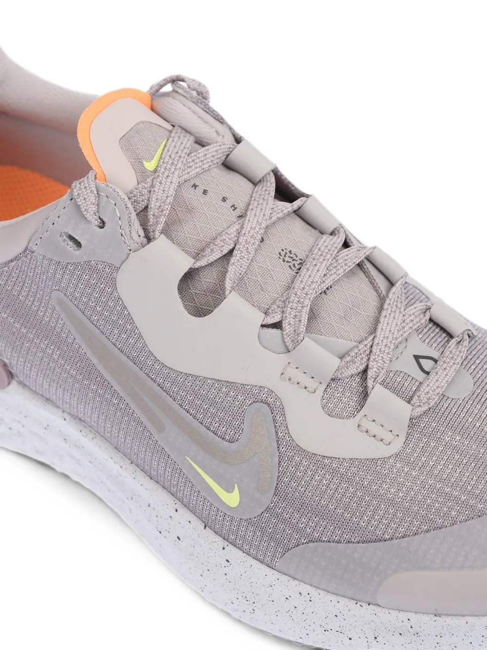 Nike React Miler 2 Shield lace-up sneakers Grijs