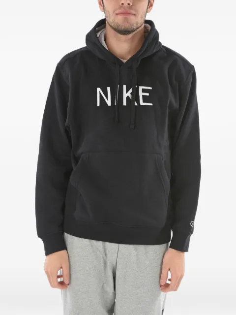 Nike hoodie con parche del logo bordado