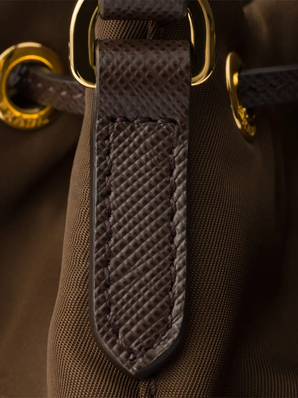 Prada Duet Re-Nylon bucket-tas Bruin
