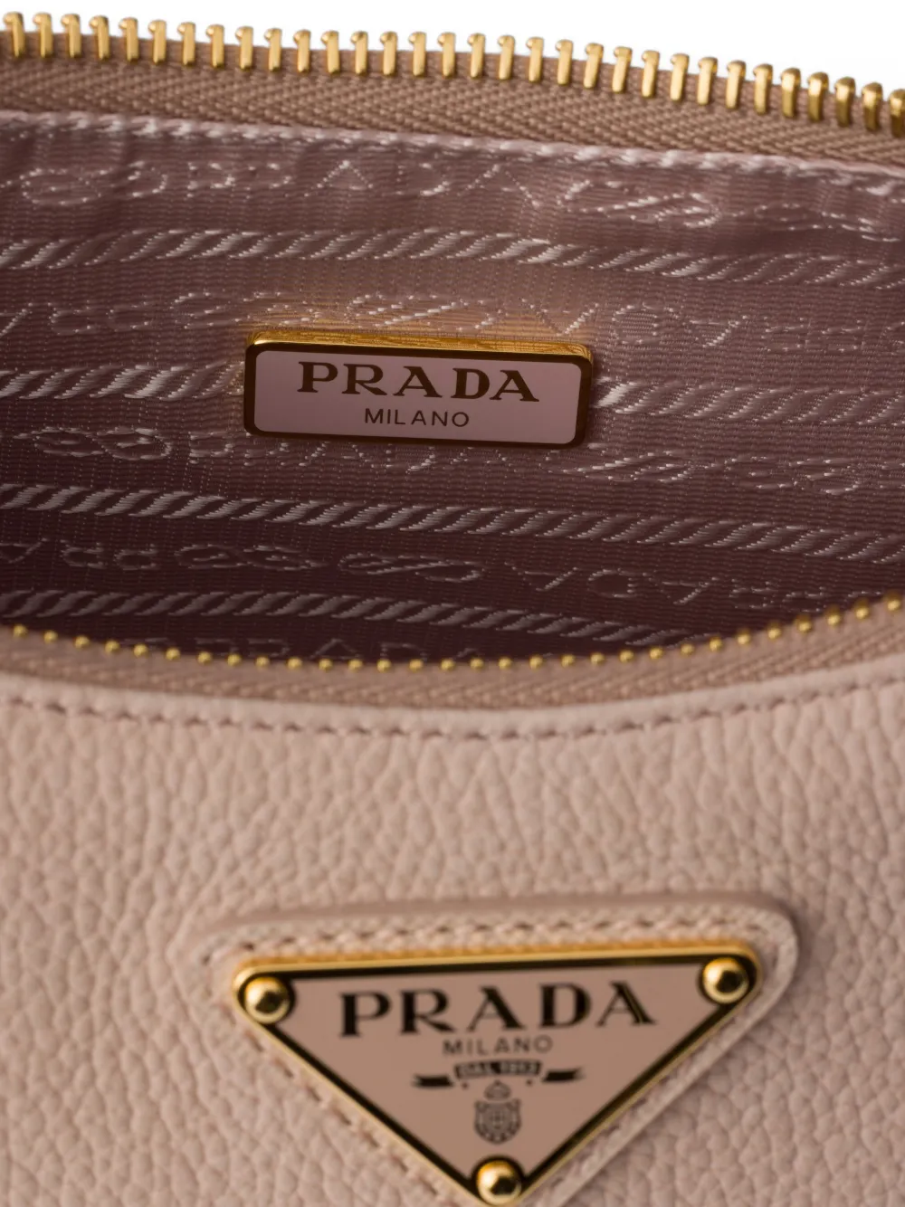 Prada Re-Edition 2005 schoudertas van nubuck en saffiano leer Roze