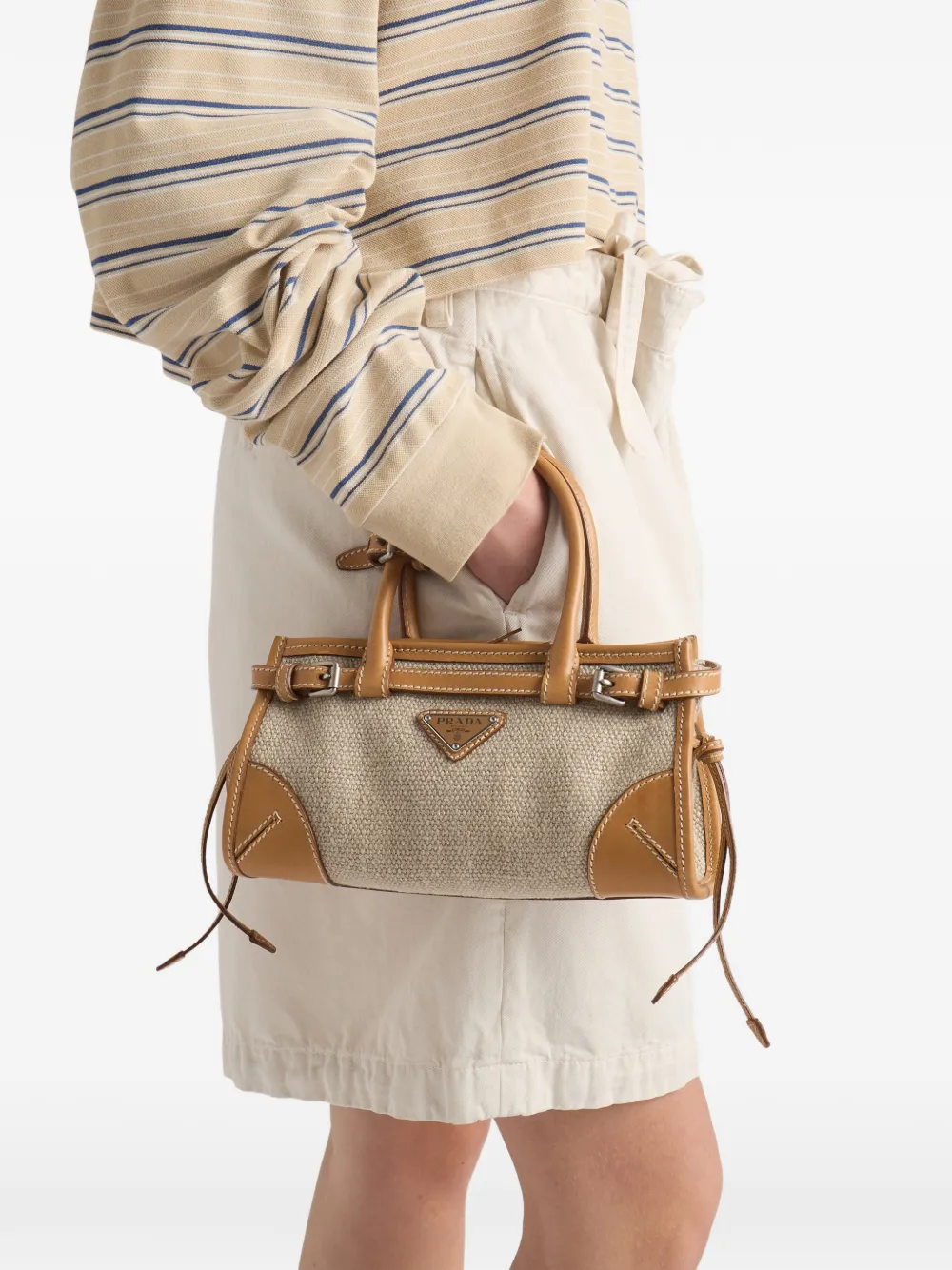 Prada Bonnie kleine linnen en leren handtas Beige