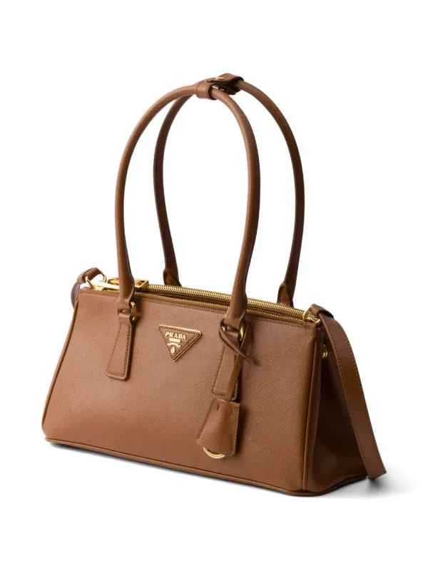 Prada ガレリア サフィアーノレザー バッグ M | ブラウン | FARFETCH JP