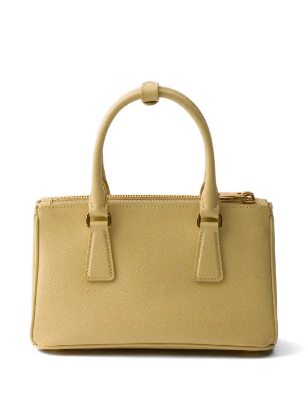 Prada ガレリア サフィアーノレザー ミニバッグ | イエロー | FARFETCH JP