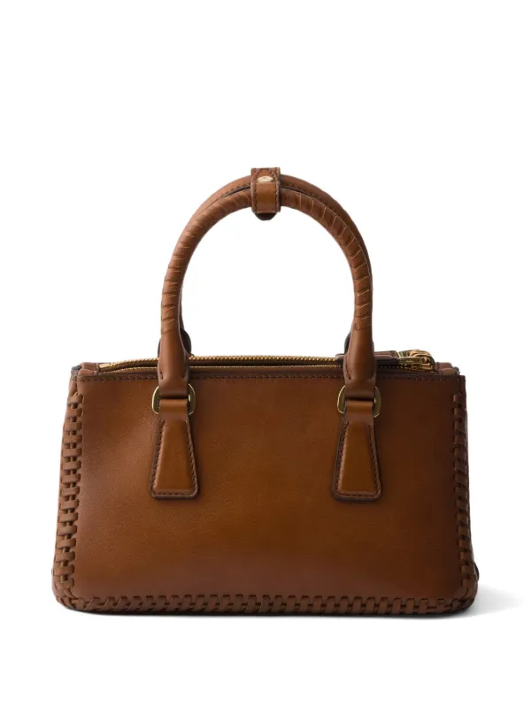 Prada プラダ ガレリア レザーバッグ ミニ | ブラウン | FARFETCH JP