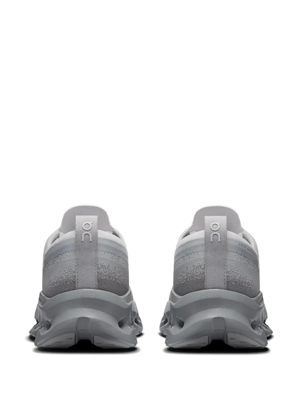 On x Zendaya x Law Roach Cloudtilt Mo sneakers Grijs