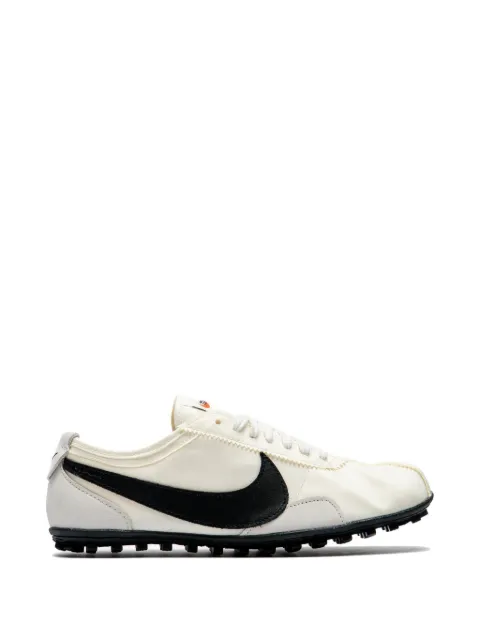Nike Tênis Moon com cadarço