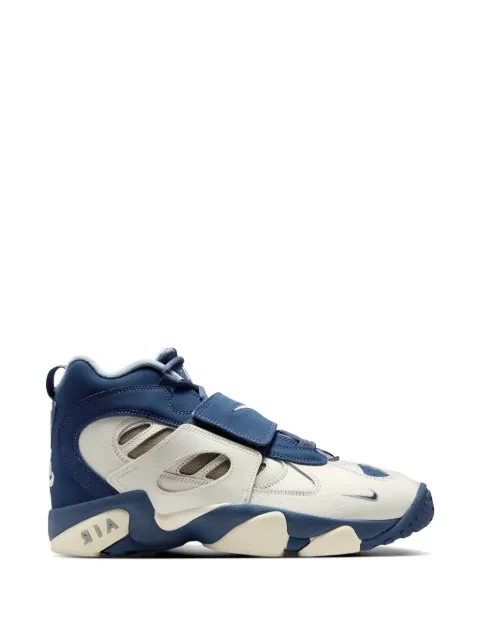 Nike Air Diamond Turf 2 touch-strap sneakers