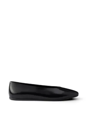 Prada カットアウト フラットシューズ | ブラック | FARFETCH JP