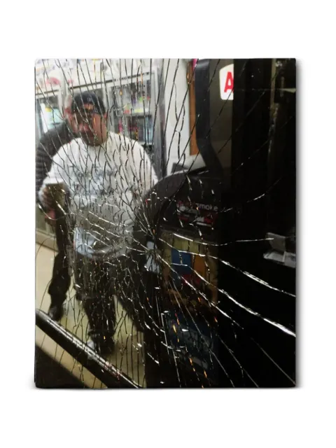 ANTENNE BOOKS La Ultima Bodega En Soho book