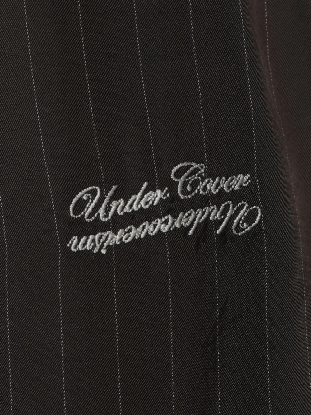 Undercover Shorts met krijtstreep geborduurd logo Bruin