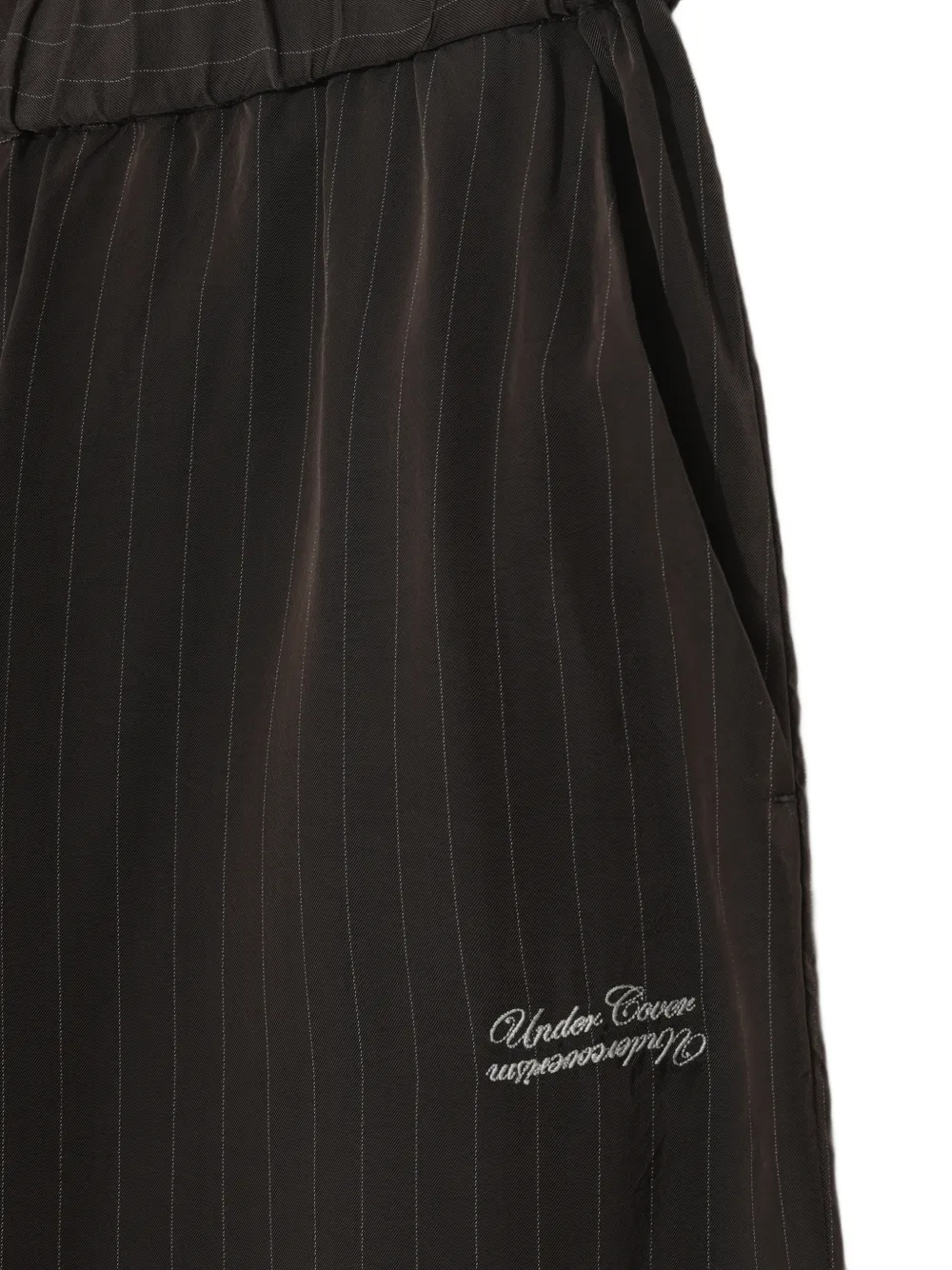 Undercover Shorts met krijtstreep geborduurd logo Bruin