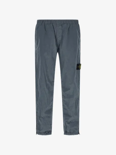 Stone Island pants con parche del logo