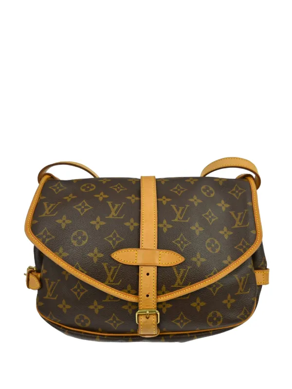 Louis Vuitton Pre-owned 2004 30 Monogram Saumur Messenger Bag in Brown