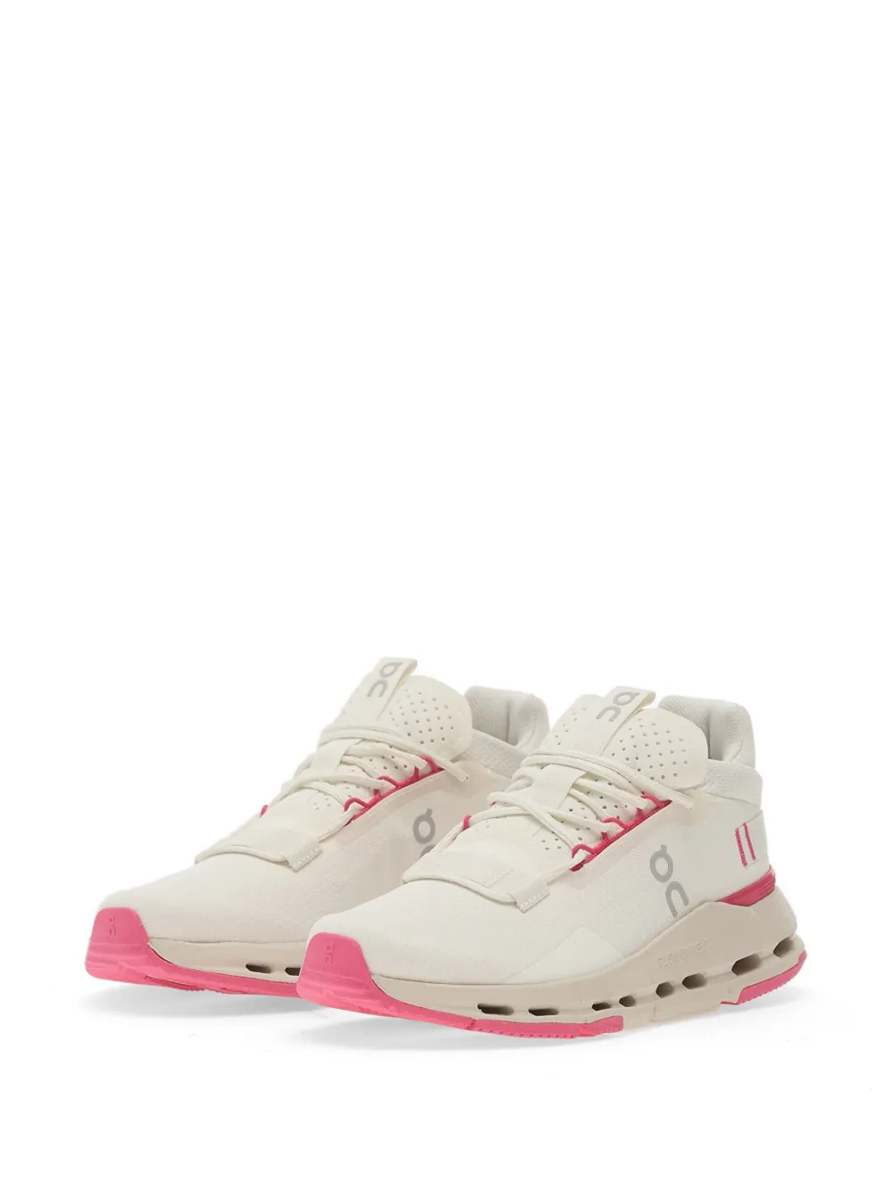 On Cloudnova 2 sneakers Beige