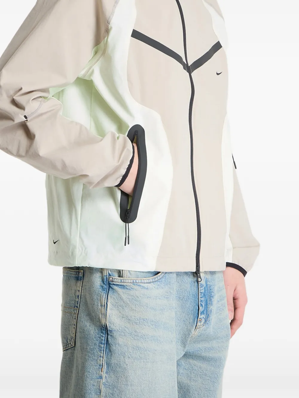 Nike Tech Windrunner jack Beige