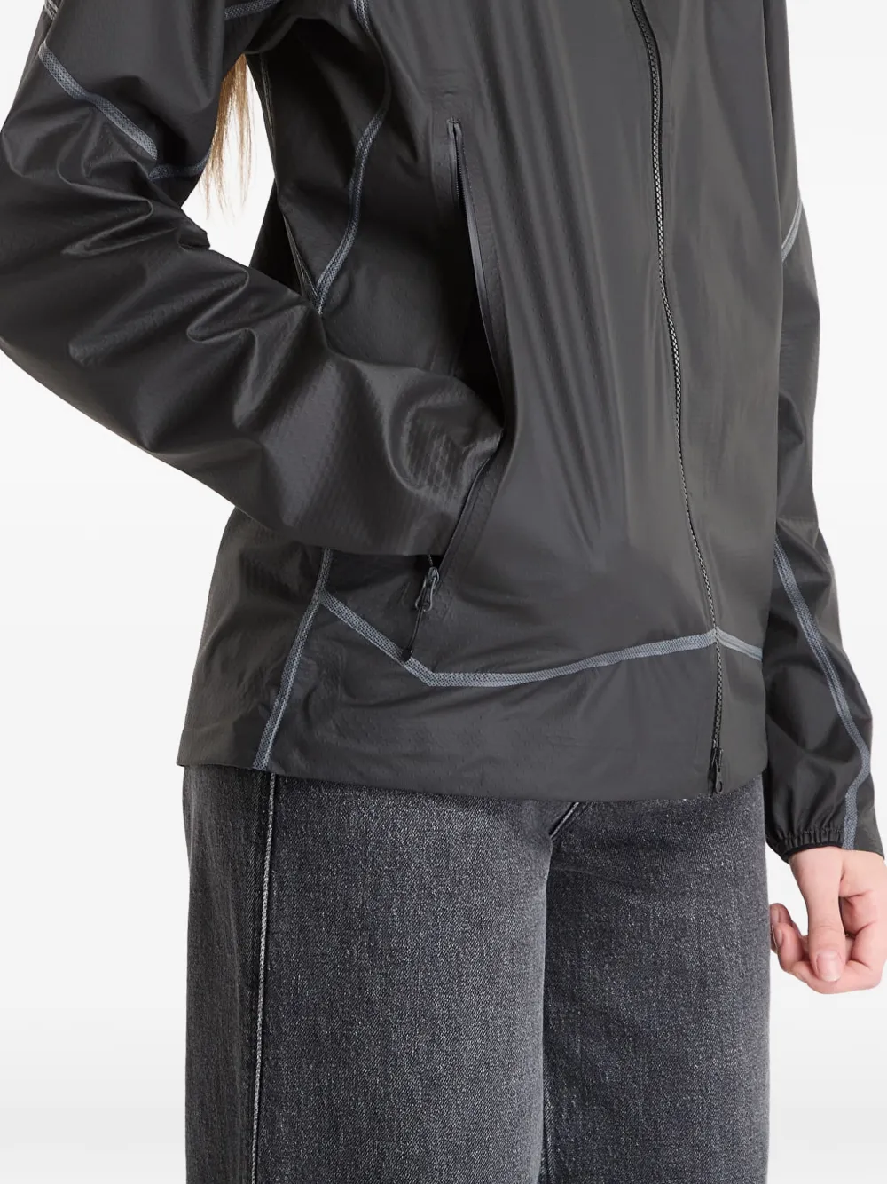 Columbia Cassiar Pro jack met capuchon Zwart