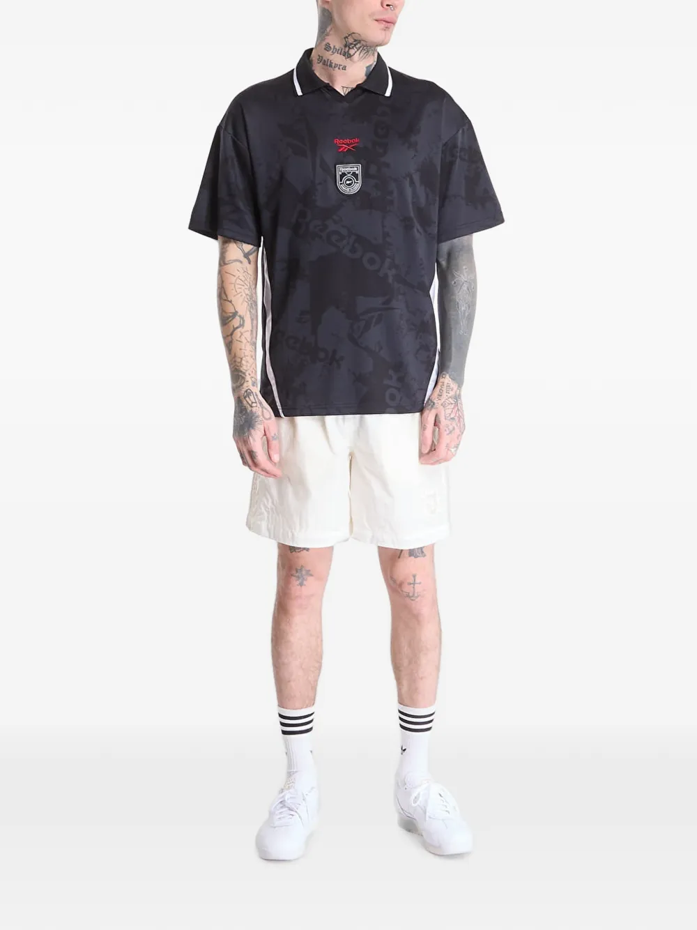 Reebok T-shirt met logo-print en kraag Zwart