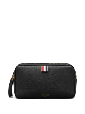 Prada プラダ Re-Nylon トラベルポーチ | ブラック | FARFETCH JP