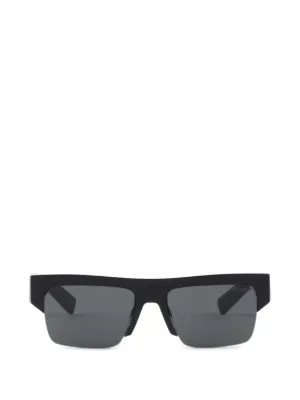 Prada Eyewear トライアングルロゴ サングラス | ブラック | FARFETCH JP
