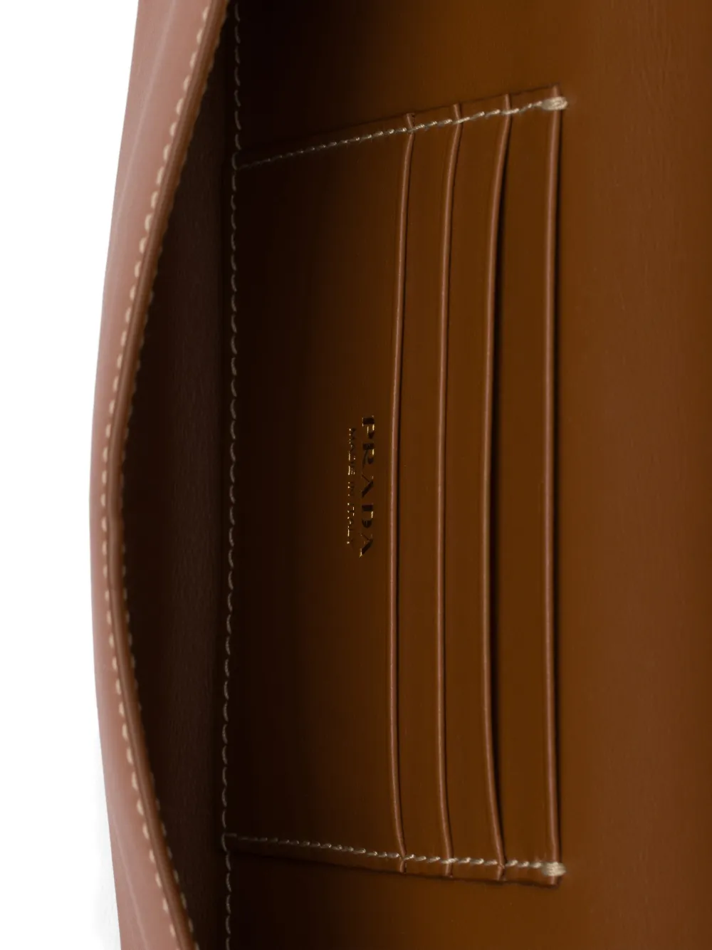 Prada Leren portemonnee met schouderband Bruin