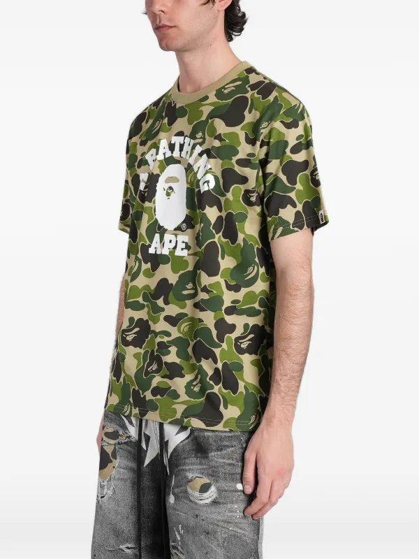 A BATHING APE® カモフラージュ Tシャツ | グリーン | FARFETCH JP