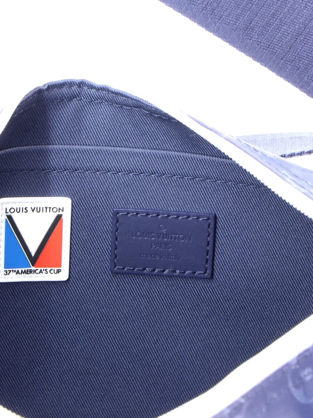 Louis Vuitton Pre-owned America's Cup Hammock Bag Monogram Storm Canvas Crossbody Bag in Blue, view 5