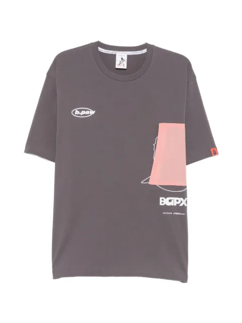 A BATHING APE® logo-print panelled T-shirt