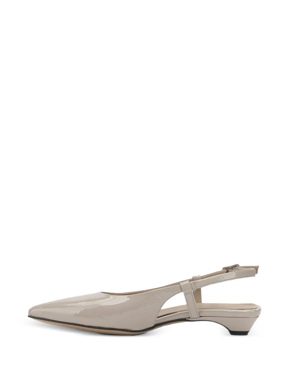 Pomme D´Or Greta patent leather slingback pumps Beige