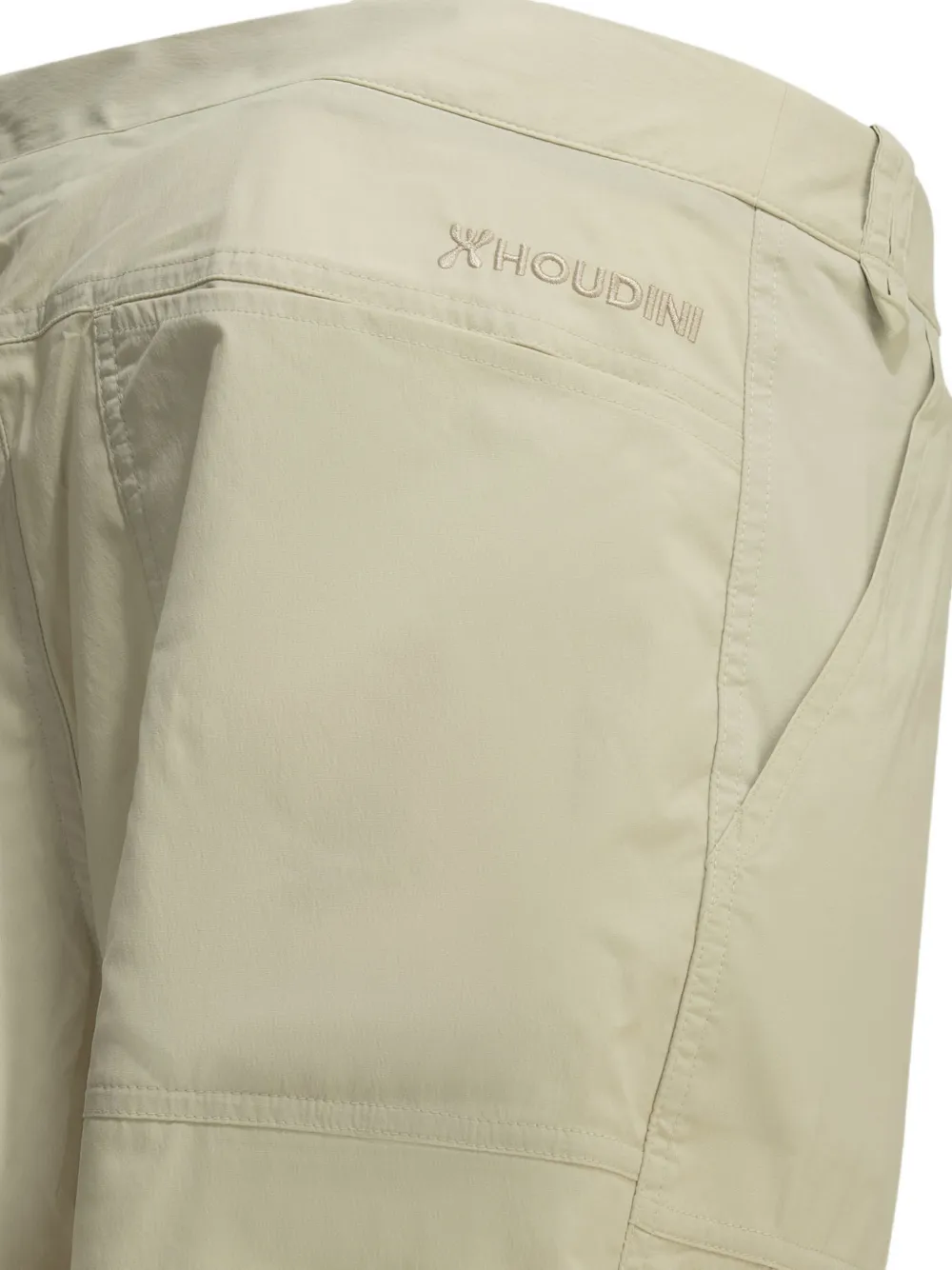 Houdini Sportswear M's Liquid Chore shorts met opgestikte zak en ceintuur Beige