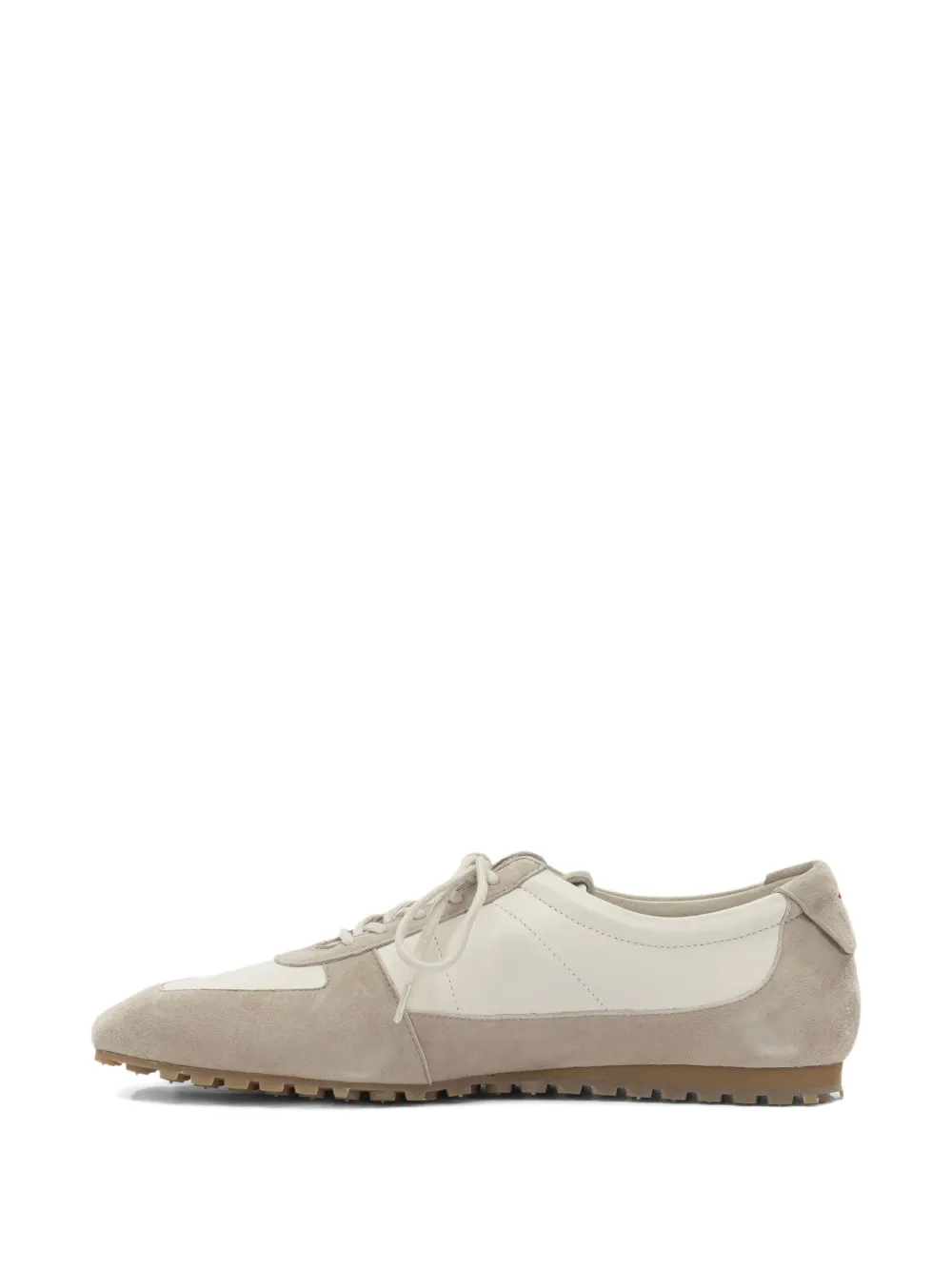 Aeyde Uma suède sneakers met vlakken Beige