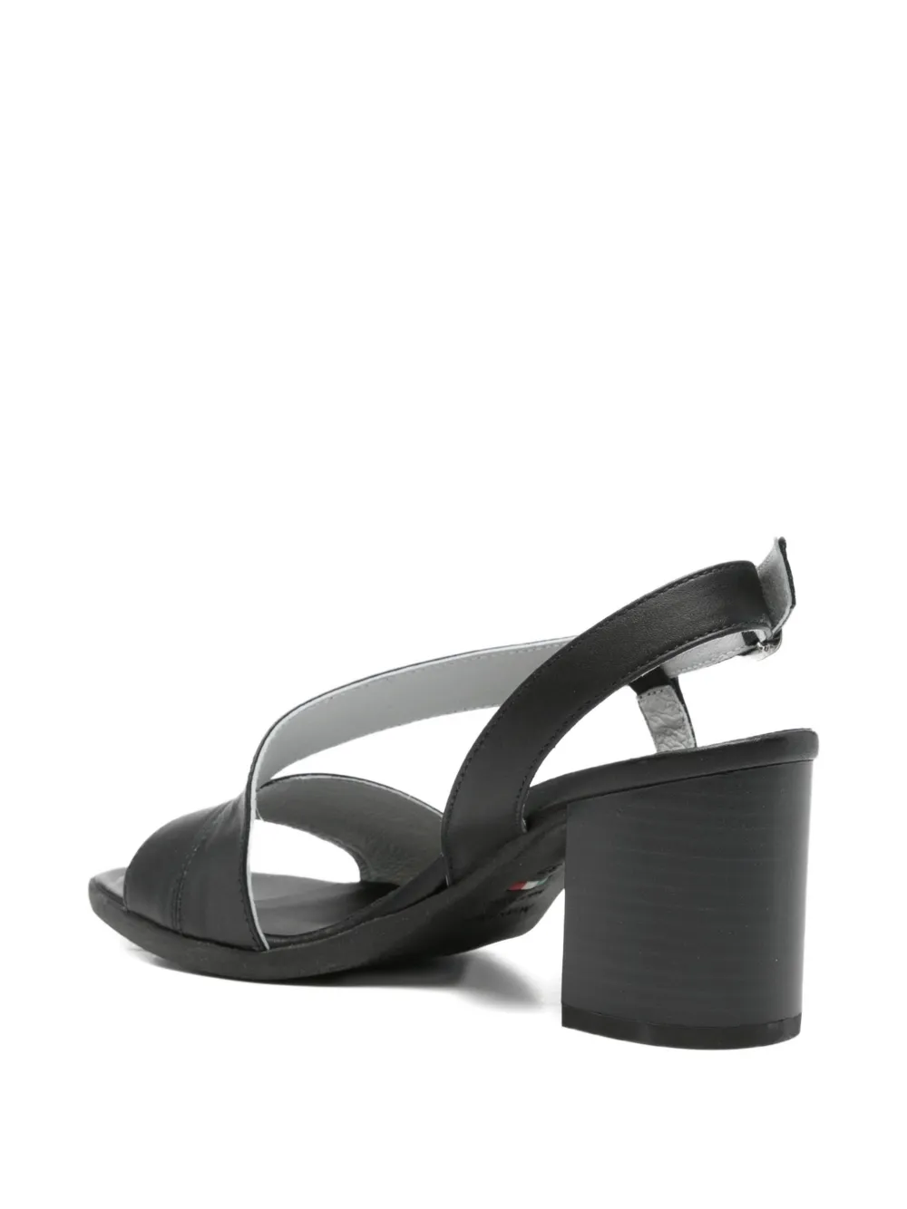NERO GIARDINI Sandalen met gekruiste bandjes Zwart