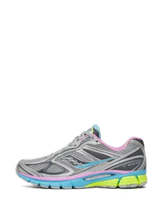 Saucony