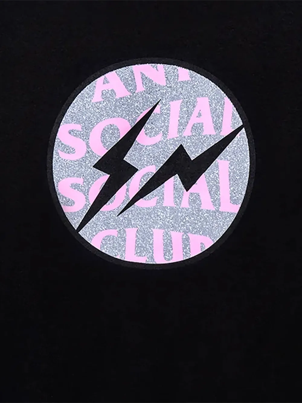 Anti Social Club Fragment genaamd Interferentie T-shirt Zwart