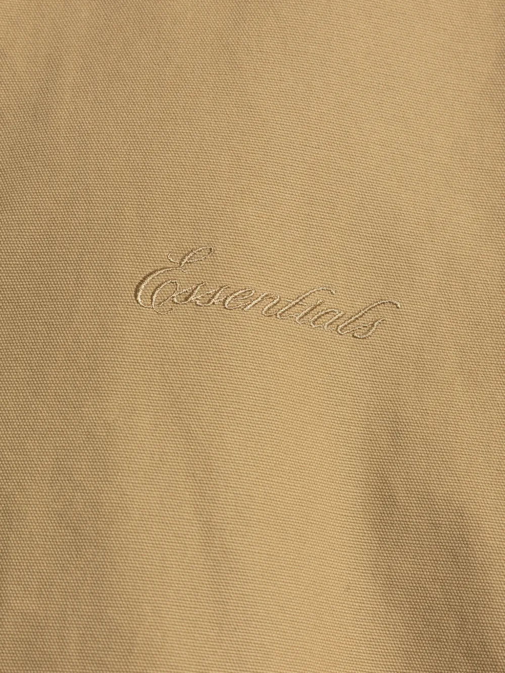FEAR OF GOD ESSENTIALS jack met geborduurd logo Beige