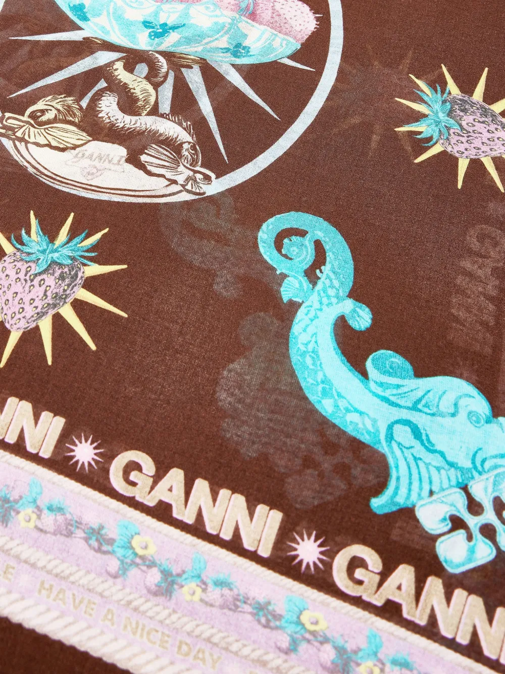 GANNI Sjaal met print Bruin