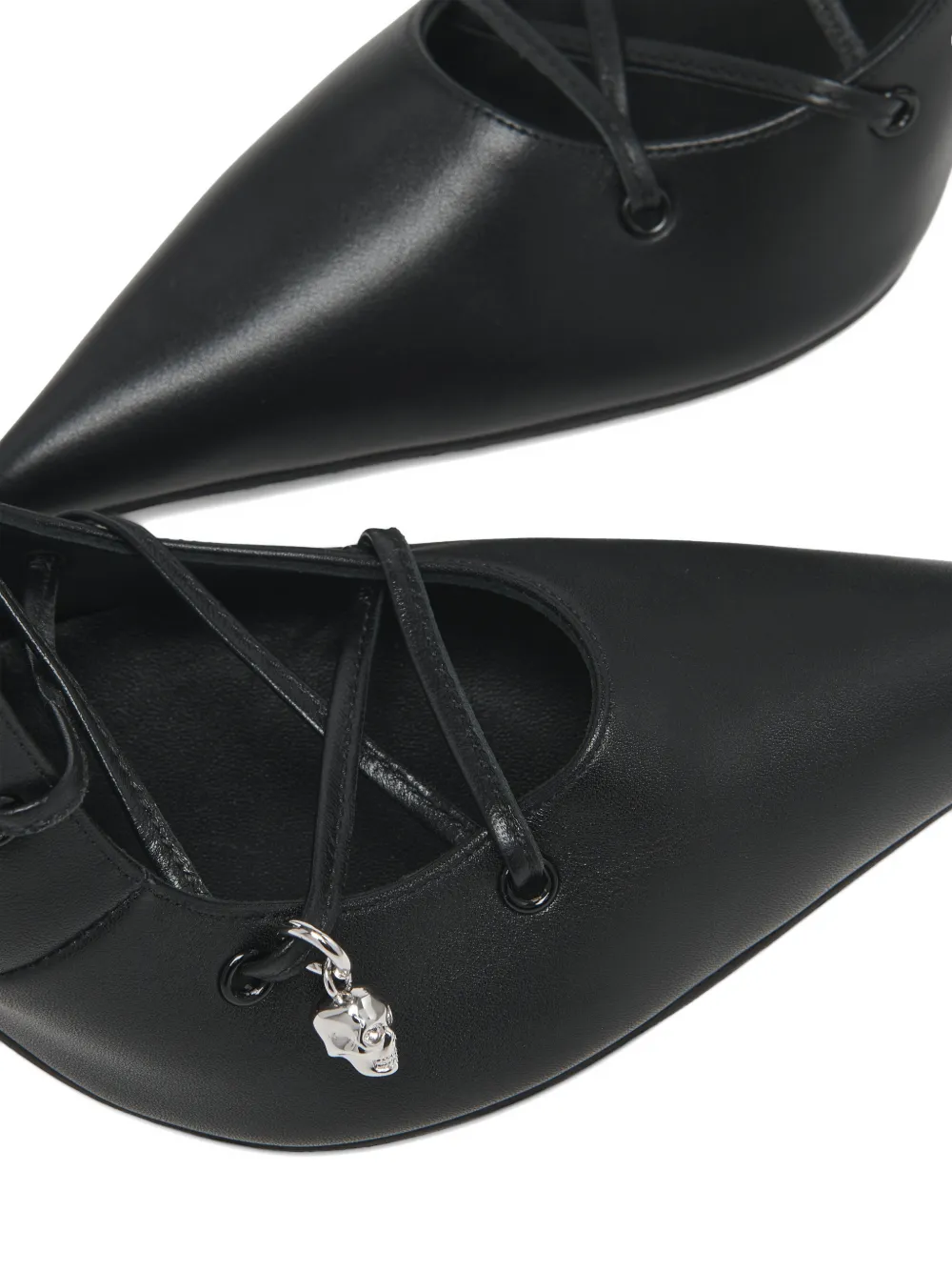 Alexander McQueen Ghillie lace-up skull-charm mules Zwart