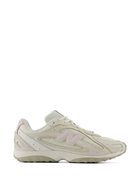 New Balance 204L panelled mesh sneakers