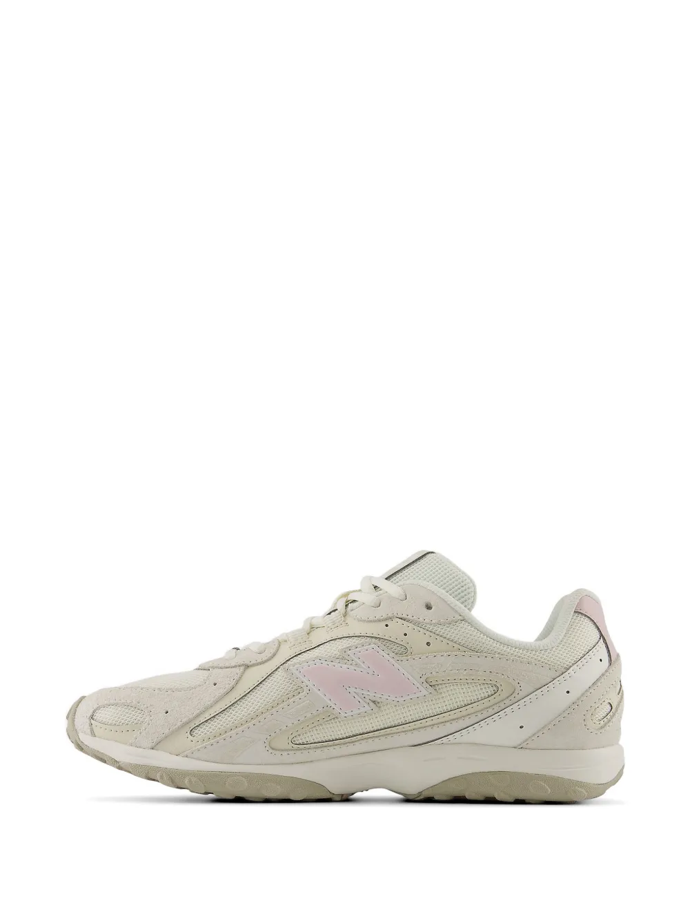 New Balance 204L sneakers met mesh vlakken Beige