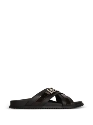 Gucci バックルストラップ サンダル | ブラック | FARFETCH JP