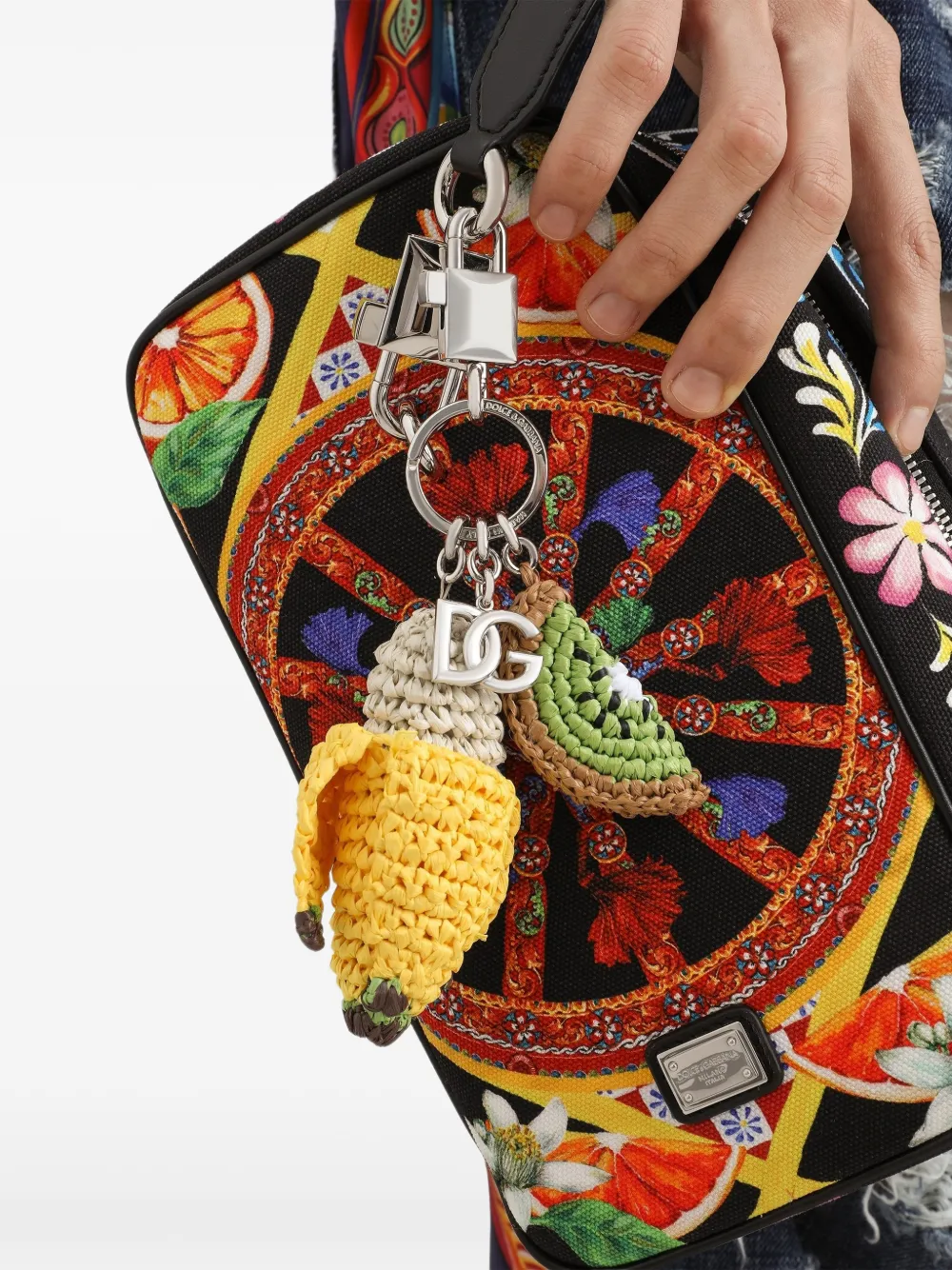 Dolce & Gabbana Metalen sleutelhanger met bedels Geel