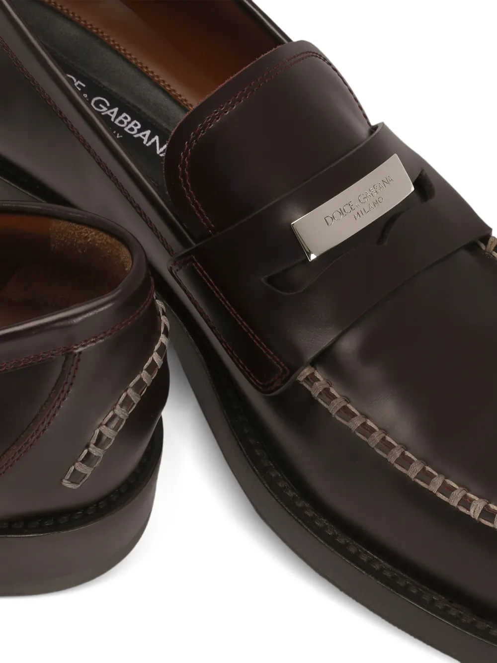 Dolce & Gabbana Loafers van kalfsleer Bruin