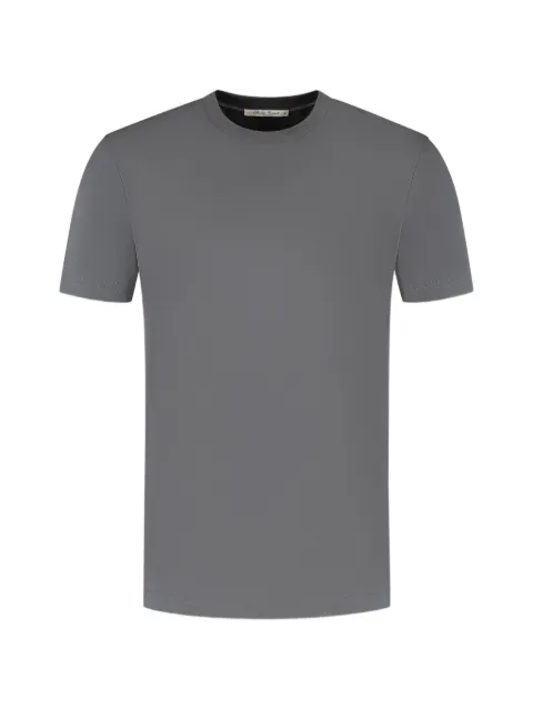 Stefan Brandt playera con cuello redondo