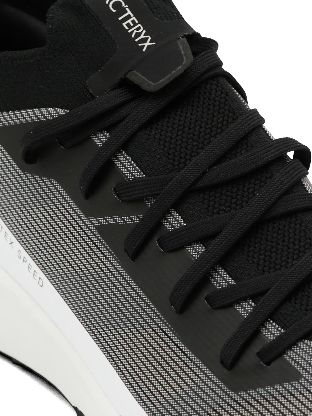 Arc'teryx Vertex Speed sneakers Zwart