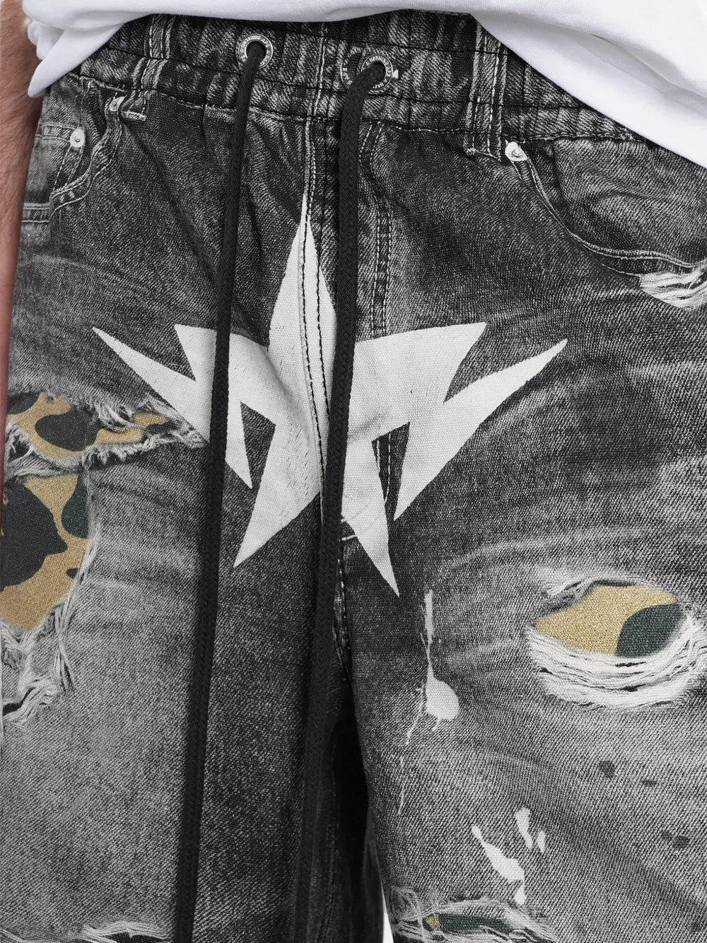 A BATHING APE Shorts met gerafeld effect Grijs